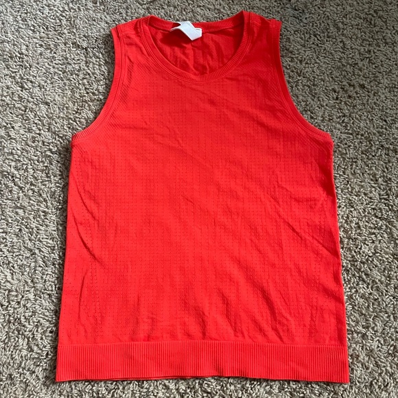 Athleta Tops - Athleta In Motion Seamless Tank